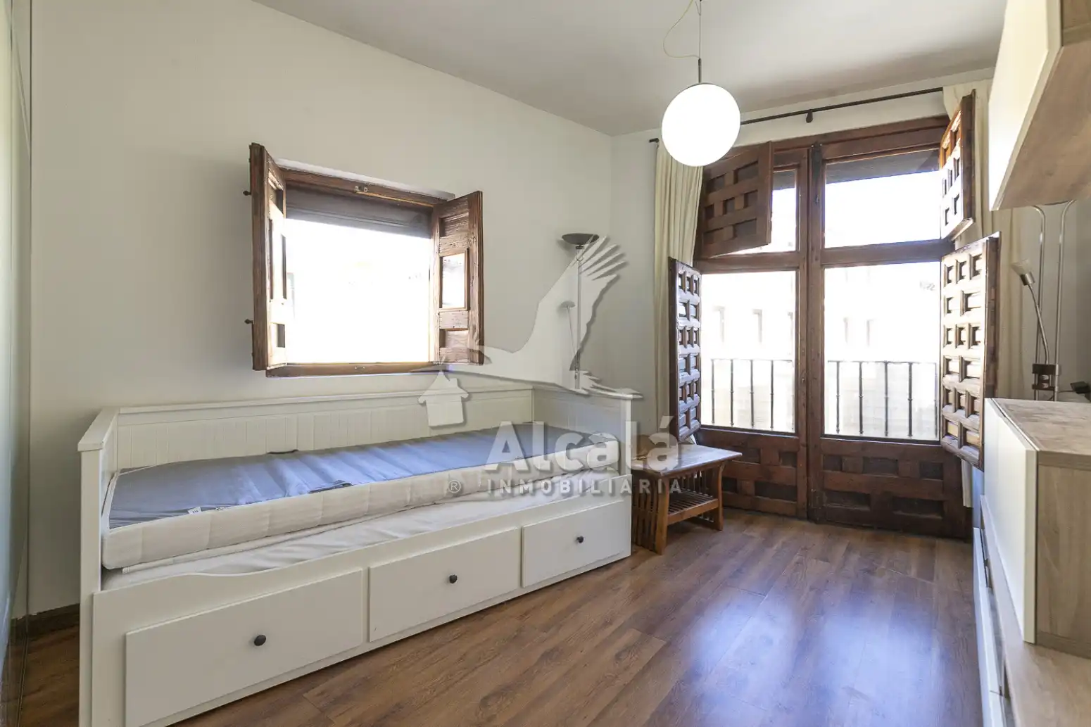 Bedroom of Flat for sale in Casco histórico