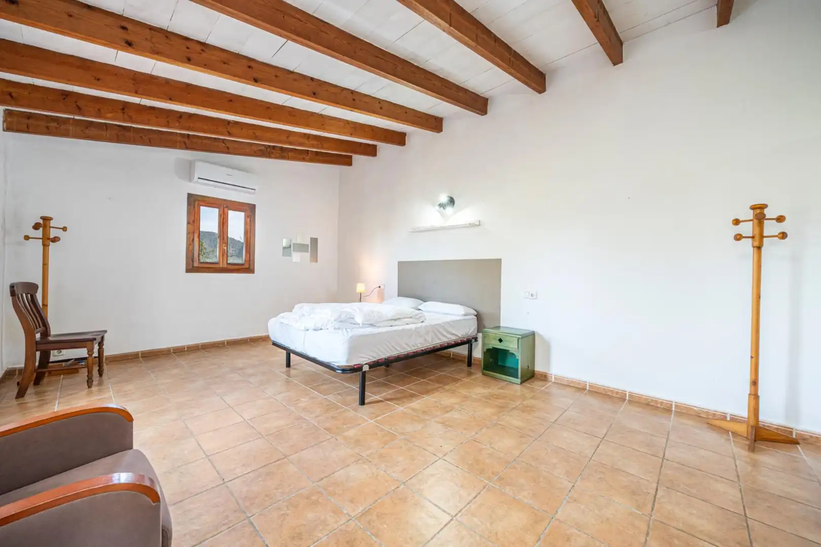 Schlafzimmer von Haus oder Chalet zum Verkauf in Son Servera mit Klimaanlage, Heizung und Privatgarten