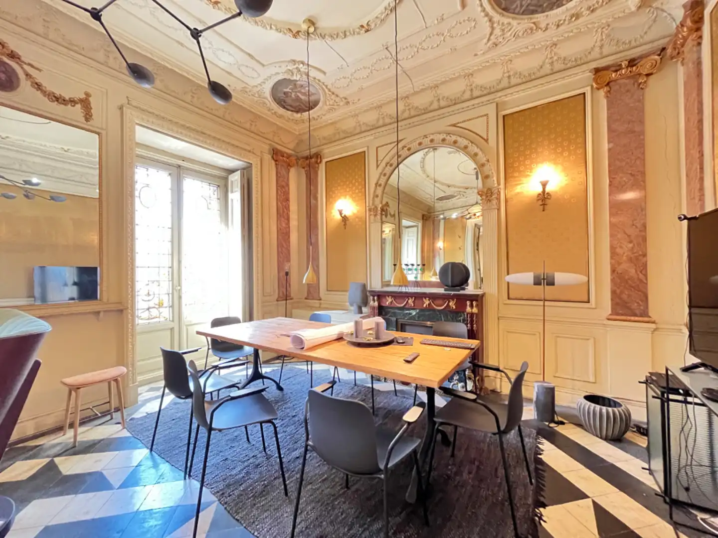 Dining room of Office for rent in Madrid  with Air Conditioner, Heating and Balcony