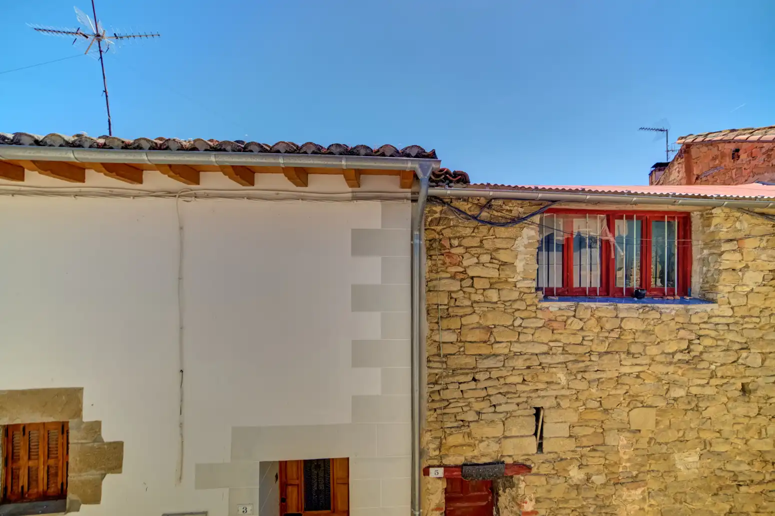 Vista exterior de Casa o xalet en venda en Valle de Yerri / Deierri amb Calefacció, Terrassa i Traster