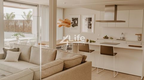 Foto 2 de Dúplex en venta en Emilia Pardo Bazán, San Isidro, Granadilla de Abona