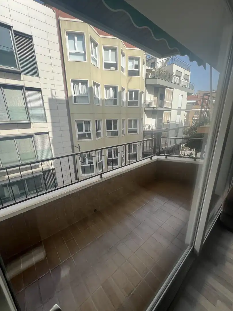 Wohnung zur Miete in JULI GARRETA, Eixample Nord