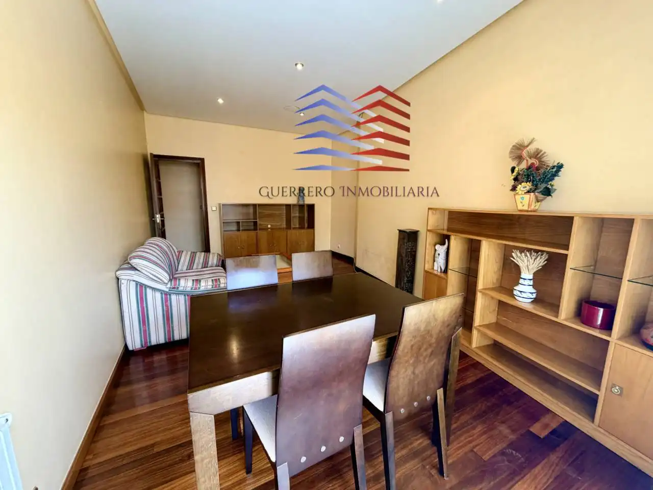 Vista exterior de Apartament de lloguer en Ourense Capital  amb Calefacció, Parquet i Terrassa