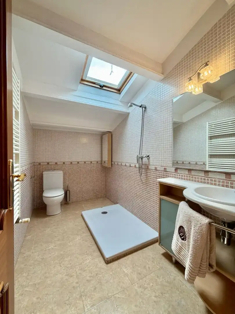 Baño de Casa o chalet en venta en Banyeres del Penedès con Aire acondicionado, Calefacción y Terraza