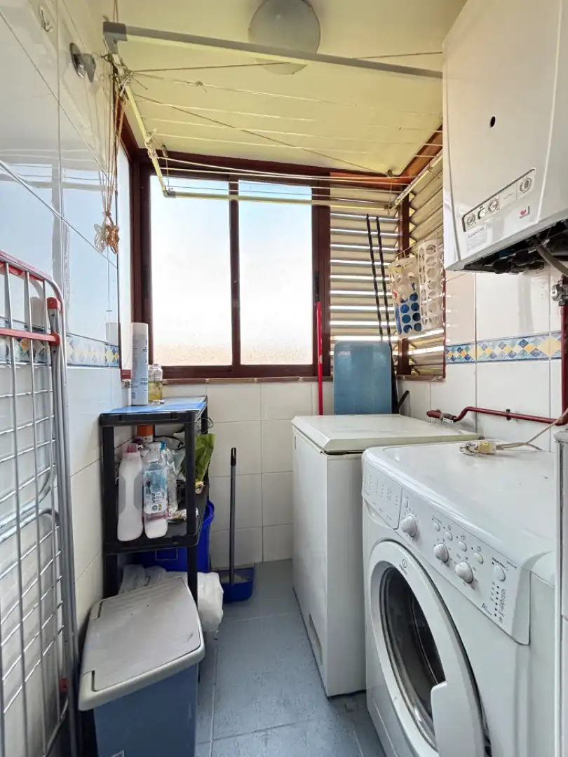 Badezimmer von Wohnung zum Verkauf in Majadahonda mit Klimaanlage, Heizung und Privatgarten