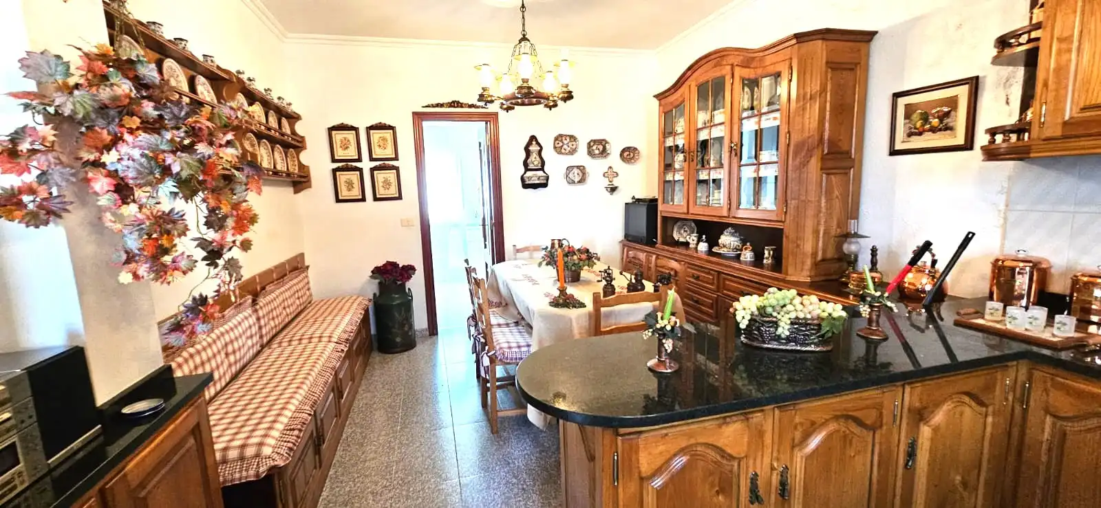 Menjador de Casa o xalet en venda en Narón amb Moblat