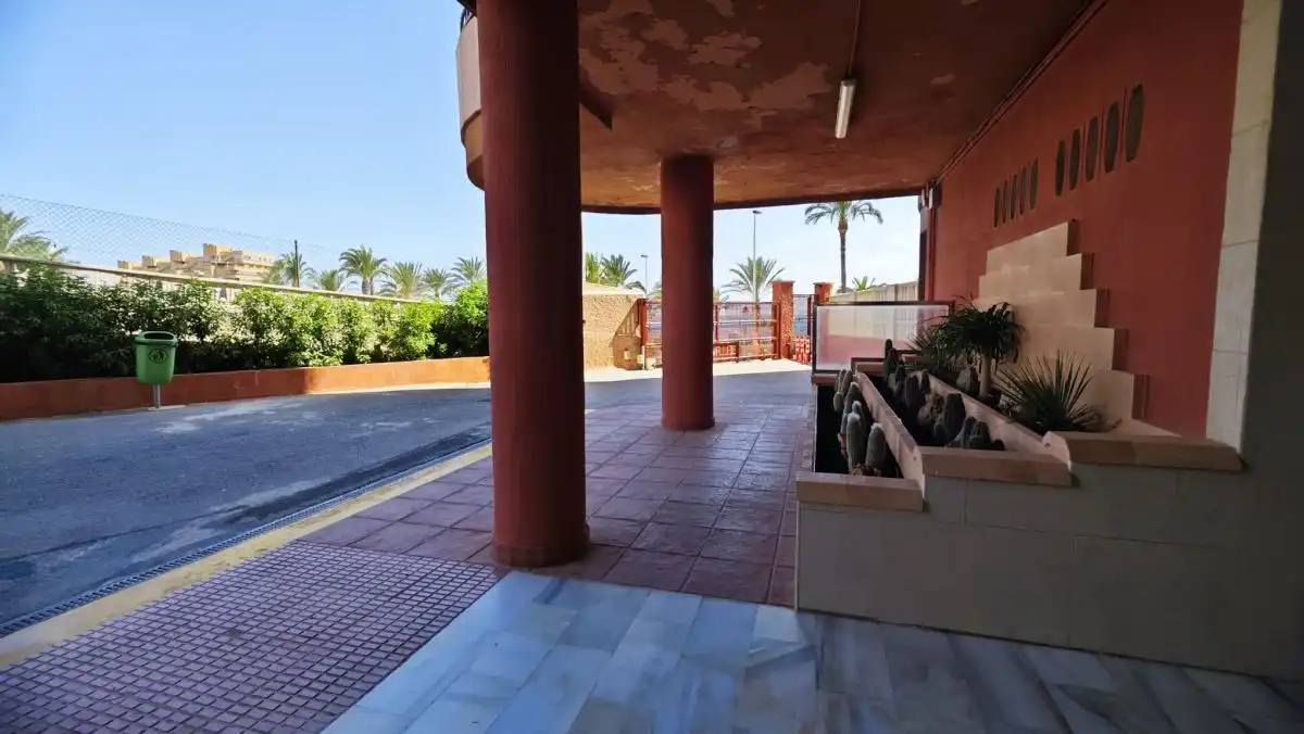 Flat for rent in Elche / Elx  with Air Conditioner, Heating and Parquet flooring