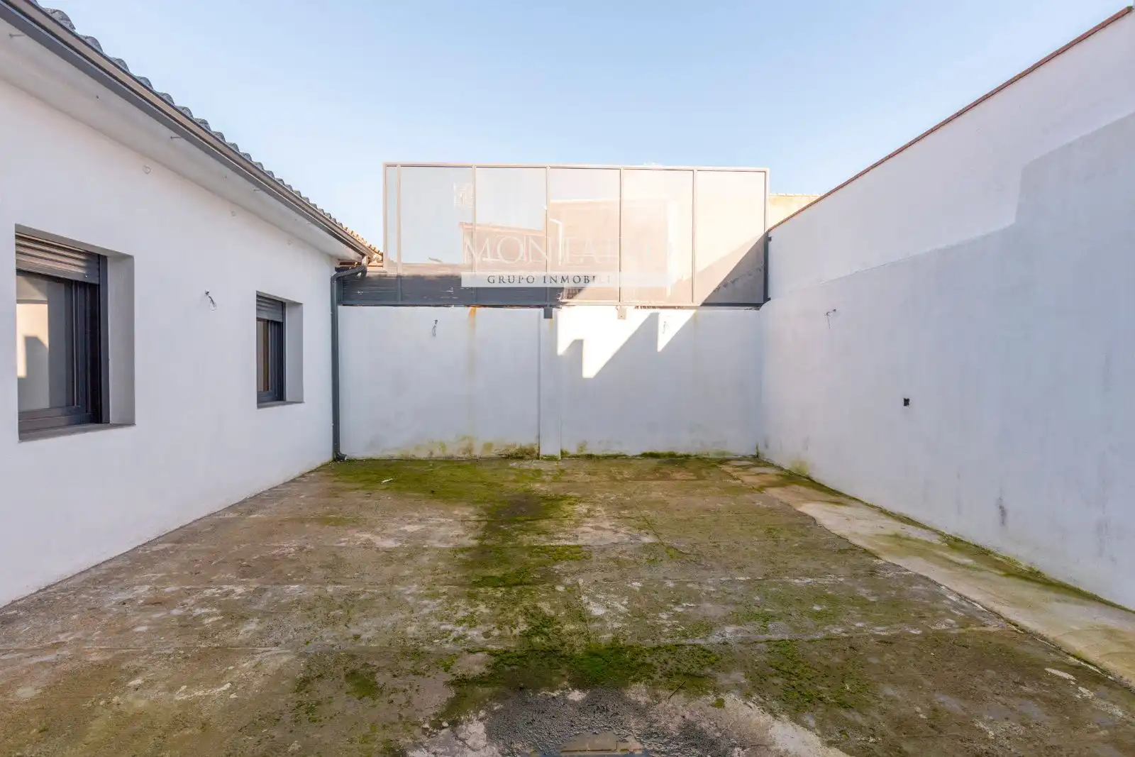 Vista exterior de Casa adosada en venta en Albolote