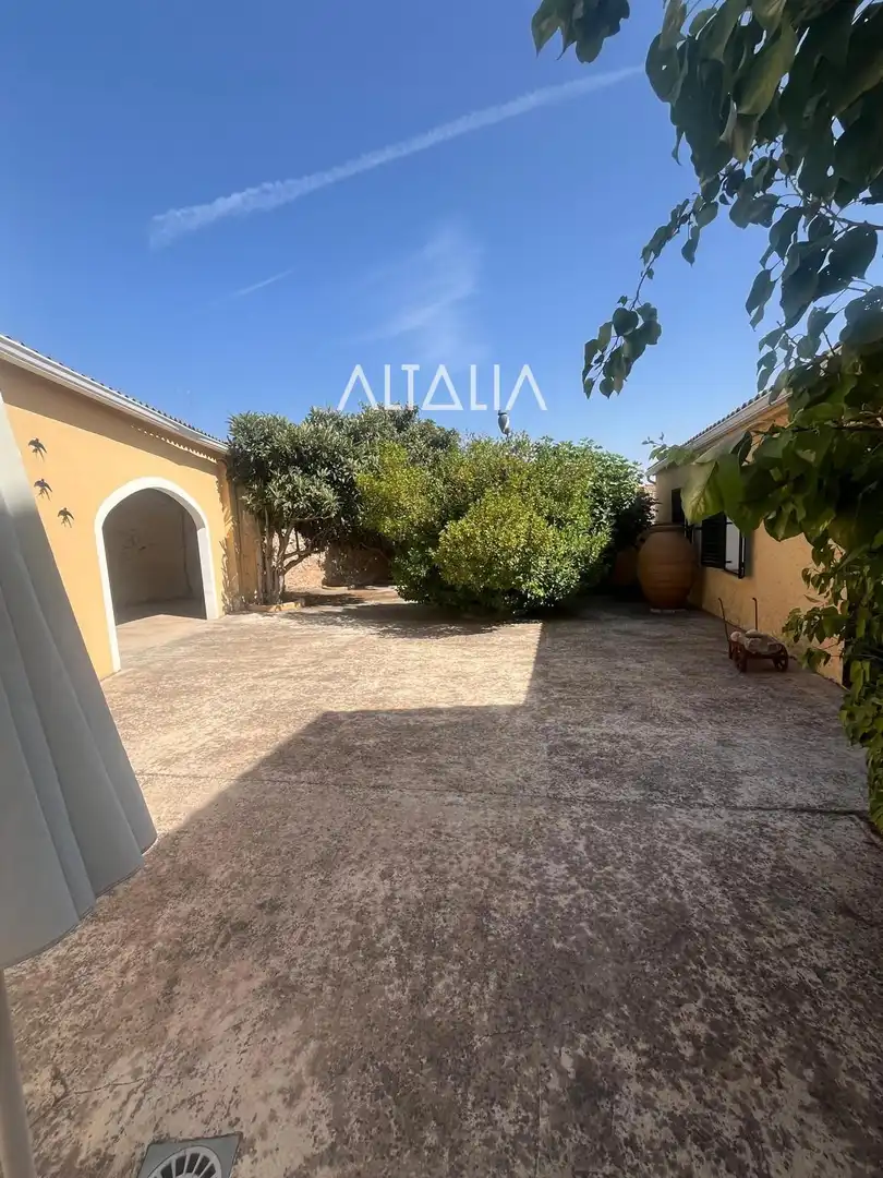 Vista exterior de Casa o xalet en venda en Torrejoncillo del Rey amb Calefacció, Terrassa i Alarma