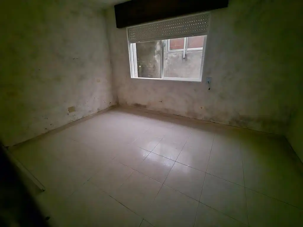 Schlafzimmer von Gebäude zum Verkauf in Boiro
