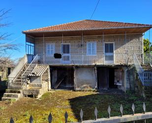 Vista exterior de Casa o xalet en venda en A Merca   amb Jardí privat