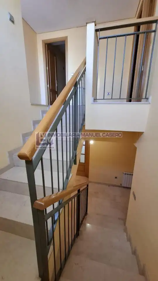 Ático en venta en Cáceres con Calefacción, Terraza y Trastero