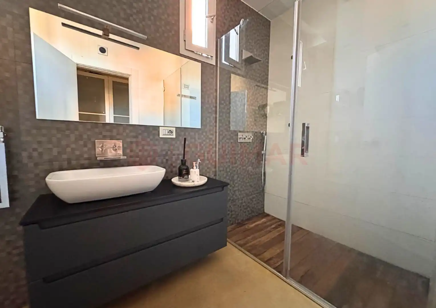 Bathroom of Houses for sale in La Miranda - Can Candeler 