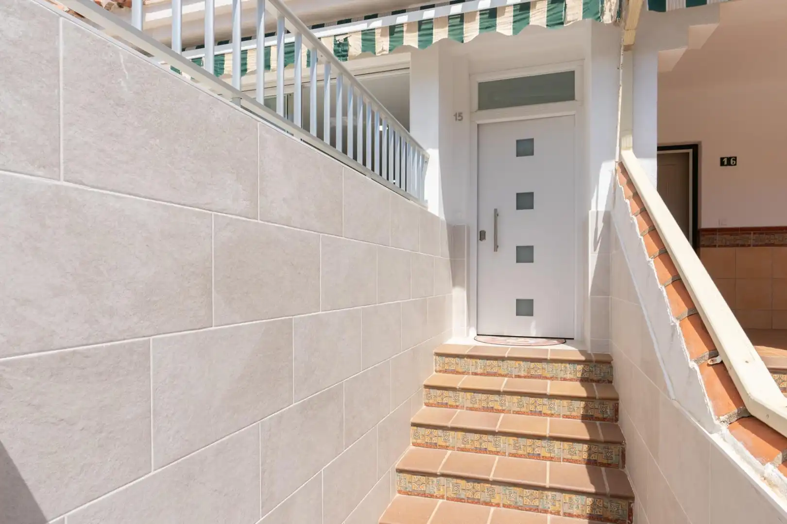 Houses for sale in Salobreña  with Air Conditioner, Terrace and Storage room
