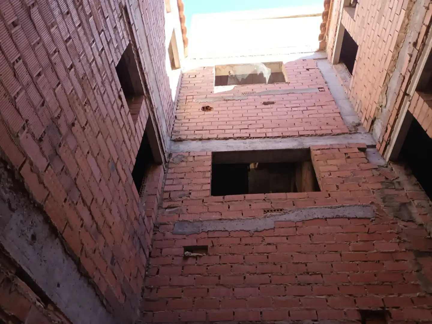 Außenansicht von Gebäude zum Verkauf in La Gineta