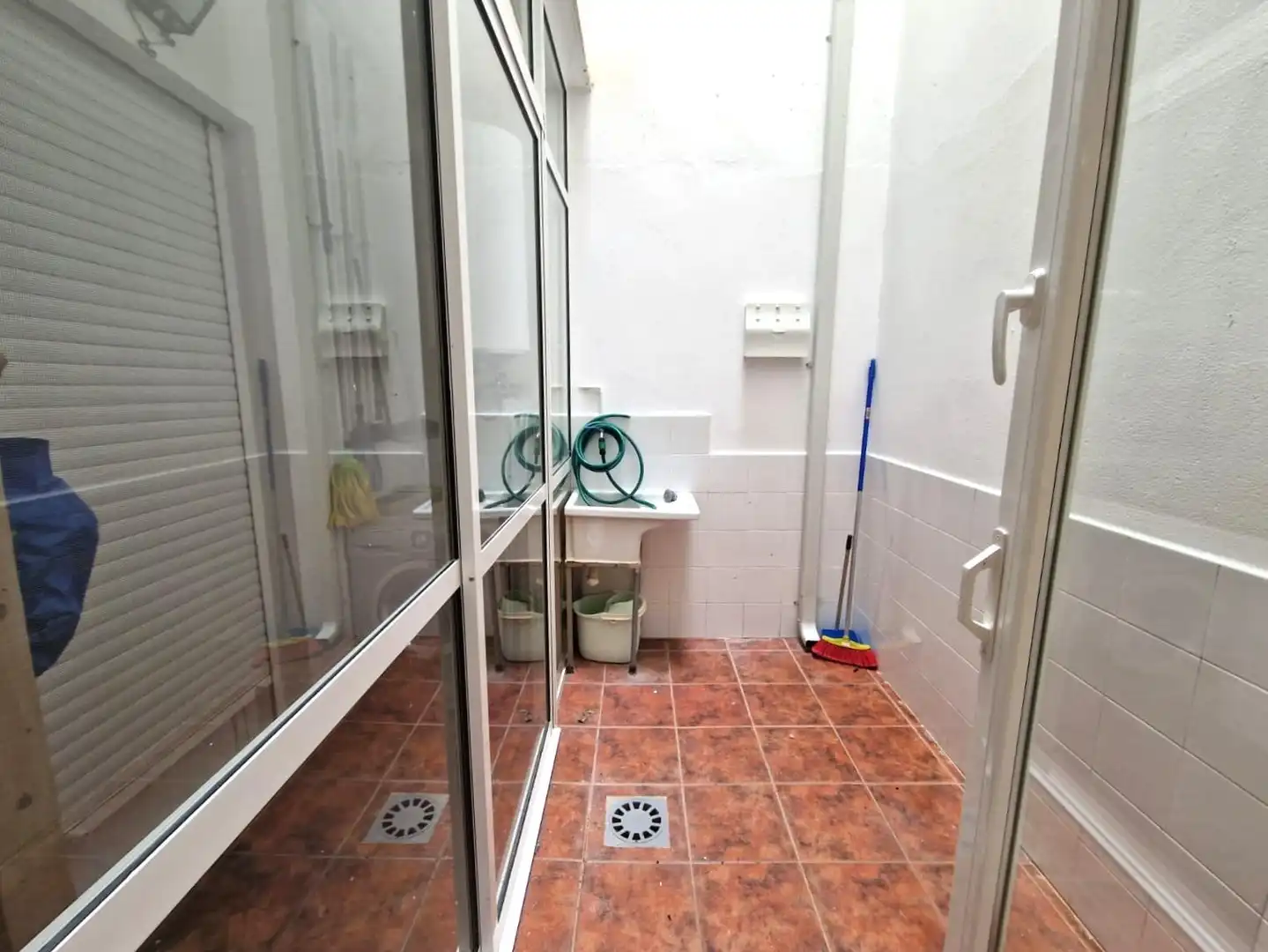 Bathroom of Flat for rent in Plasencia  with Air Conditioner and Heating