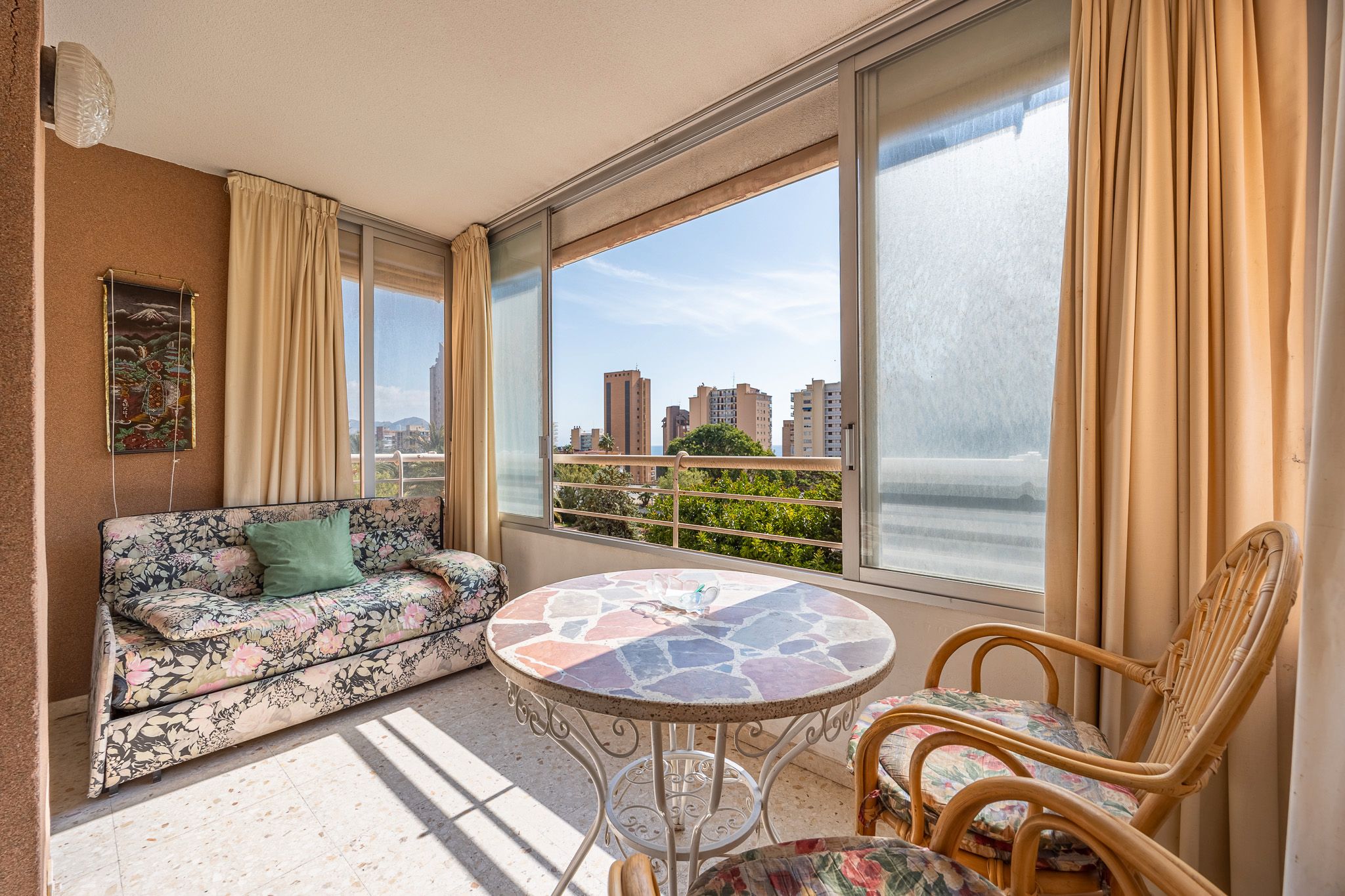 Dormitori de Apartament en venda en Benidorm amb Piscina i Piscina comunitària