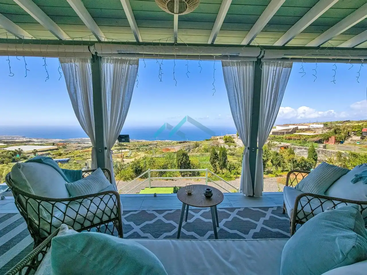 Terrace of Country homes for sale in Guía de Isora