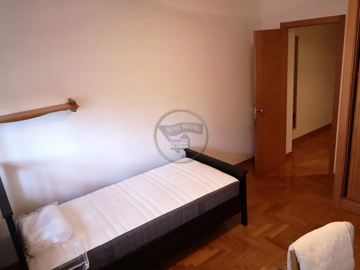 Bedroom of Flat for rent in Vigo   with Heating, Parquet flooring and Furnished