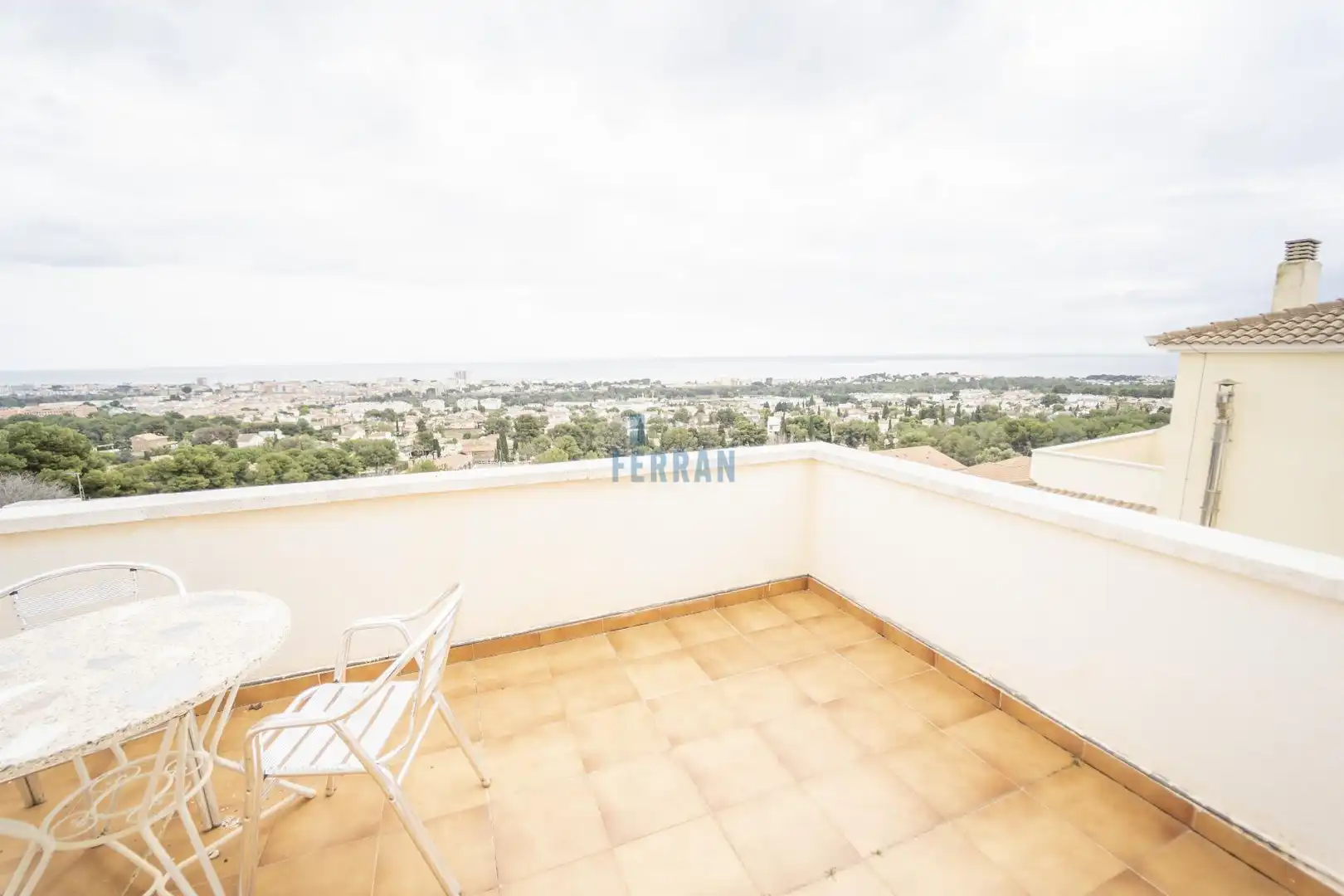 Terrassa de Casa o xalet en venda en El Vendrell amb Calefacció, Terrassa i Traster