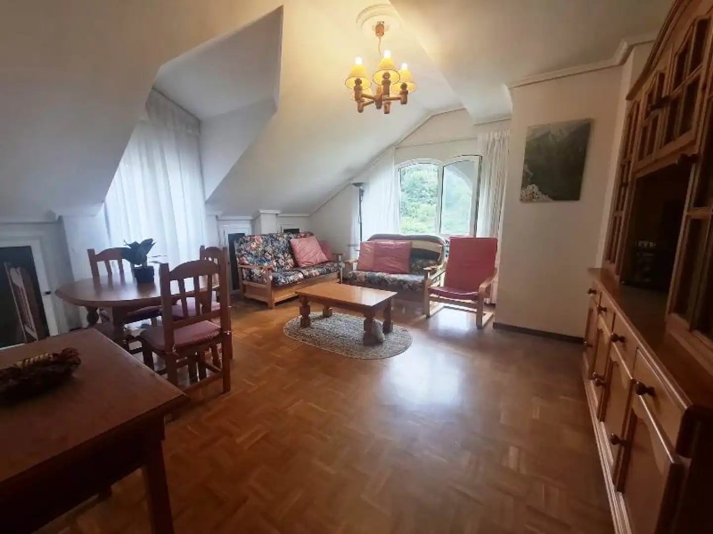 Living room of Flat for rent in Valdáliga  with Parquet flooring, Terrace and Furnished