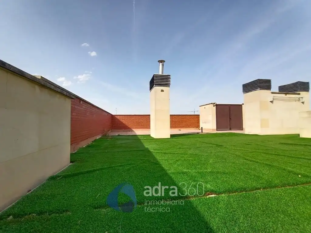 Terraza de Ático en venta en  Logroño con Aire acondicionado, Calefacción y Terraza