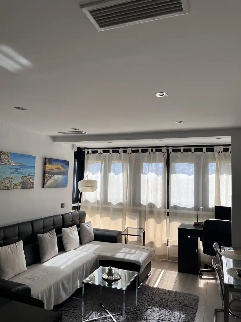 Sala de estar de Piso en venta en  Madrid Capital con Aire acondicionado, Terraza y Piscina