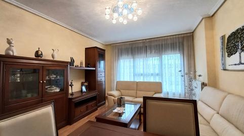 Foto 2 de Piso de alquiler en Plaza Doctor Emilio Giménez Heras, San Agustín - Parque Europa, Burgos Capital