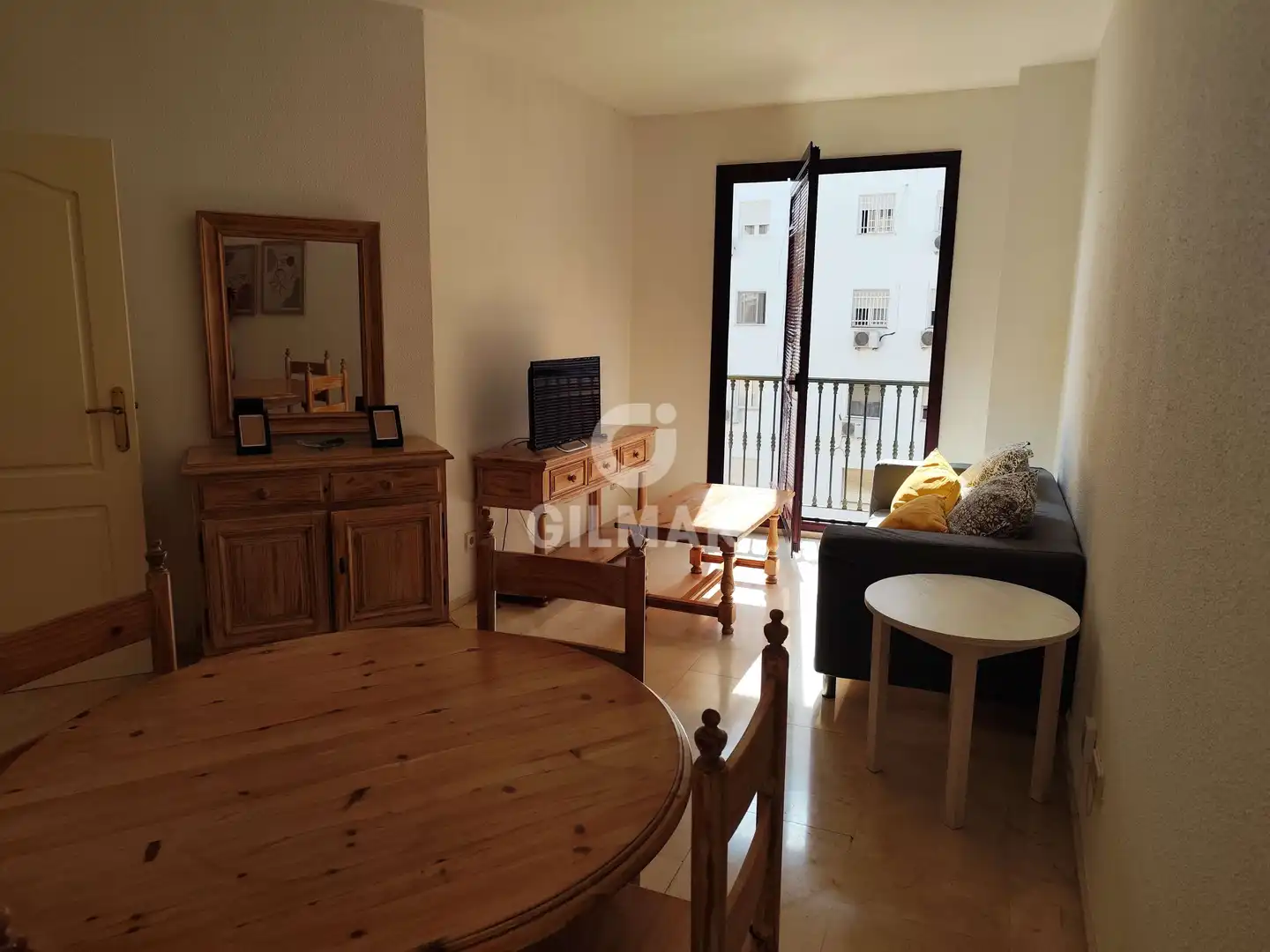 Sala de estar de Apartamento de alquiler en Sevilla con Calefacción y Amueblado