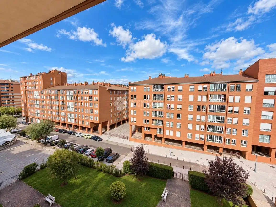 Flat with lift for sale in C. Abad de Santullán, imagen 21