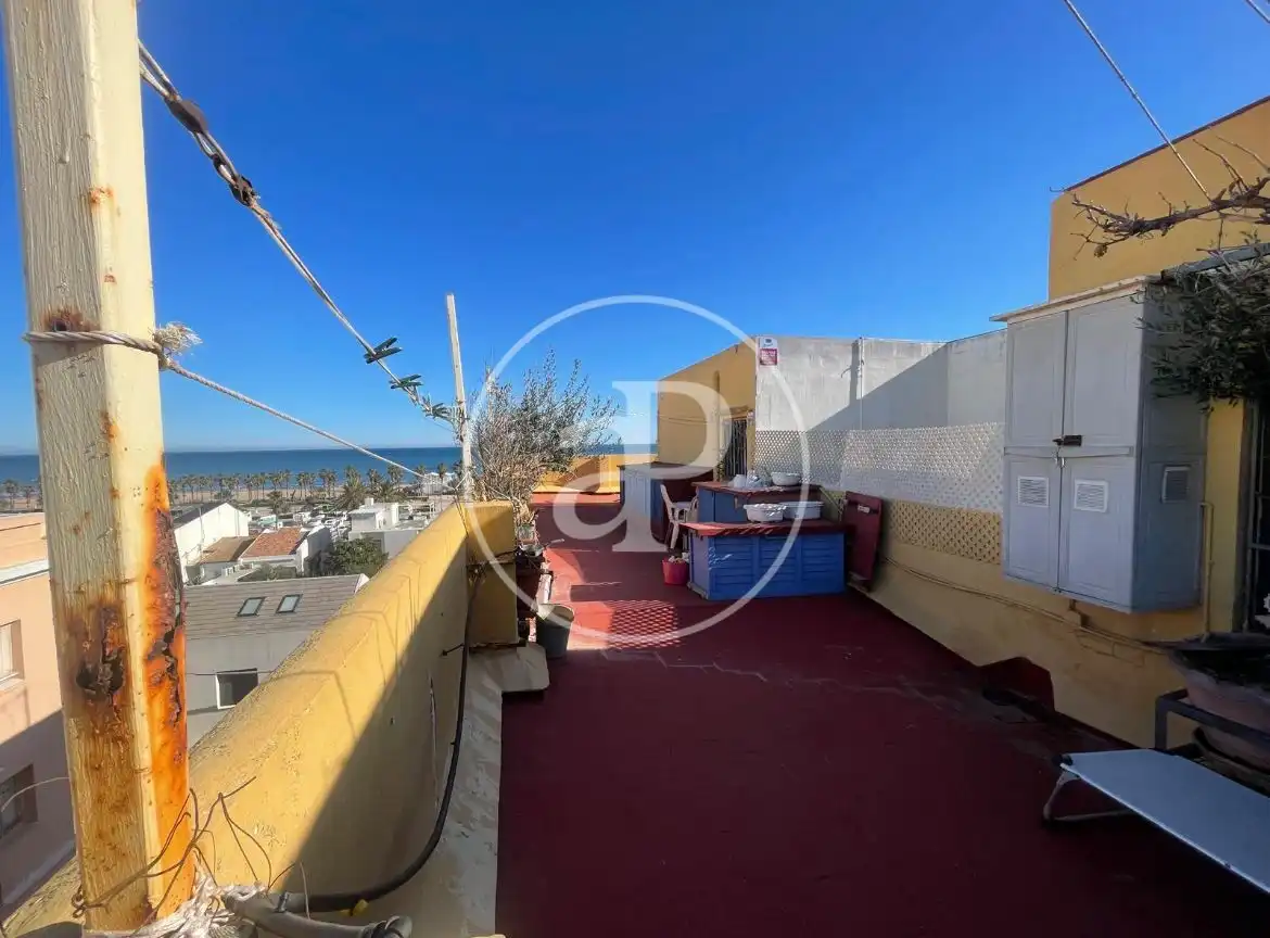 Vista exterior de Ático en venta en La Font d'en Carròs con Calefacción y Terraza