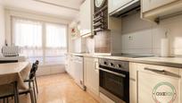 Cuina de Pis en venda en Gijón  amb Calefacció i Parquet
