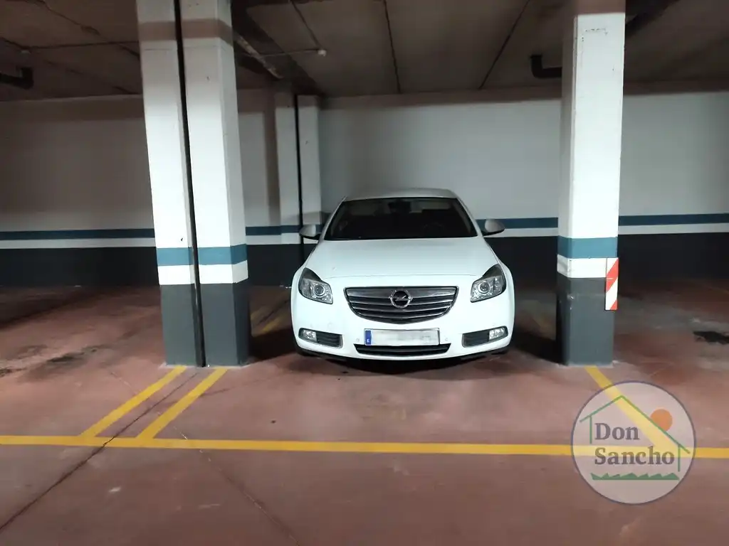 Parking of Attic for sale in Valladolid  with Air Conditioner, Heating and Terrace