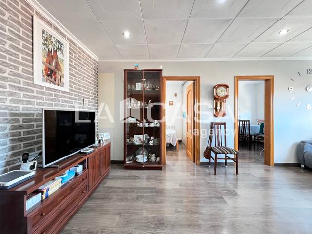 Piso en Venta en Llefià