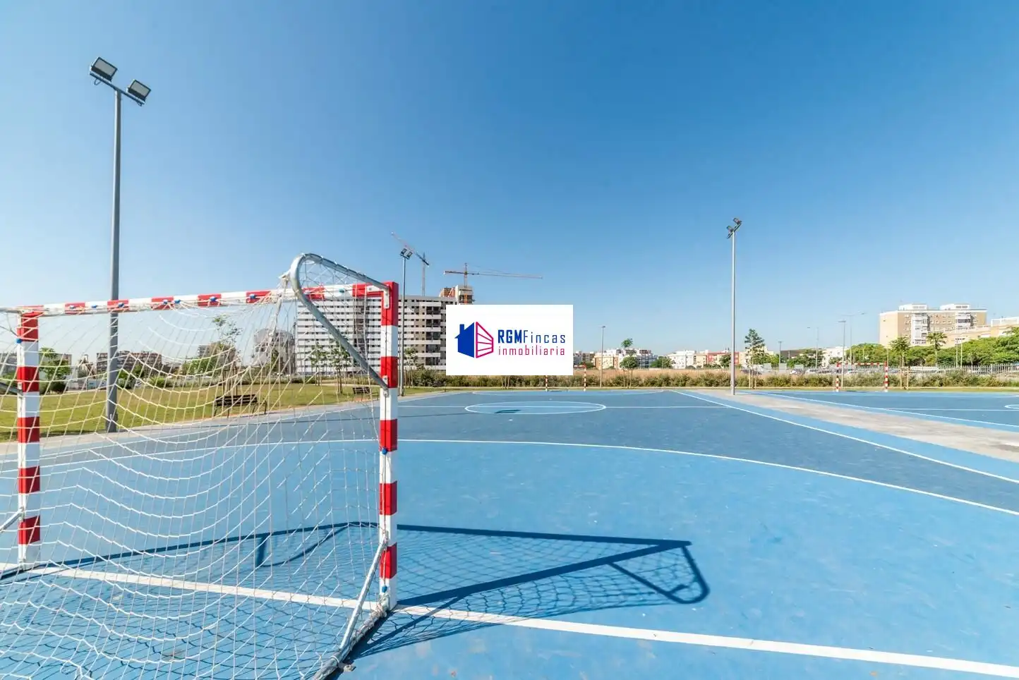 Vista exterior de Piso en venta en Sevilla con Aire acondicionado