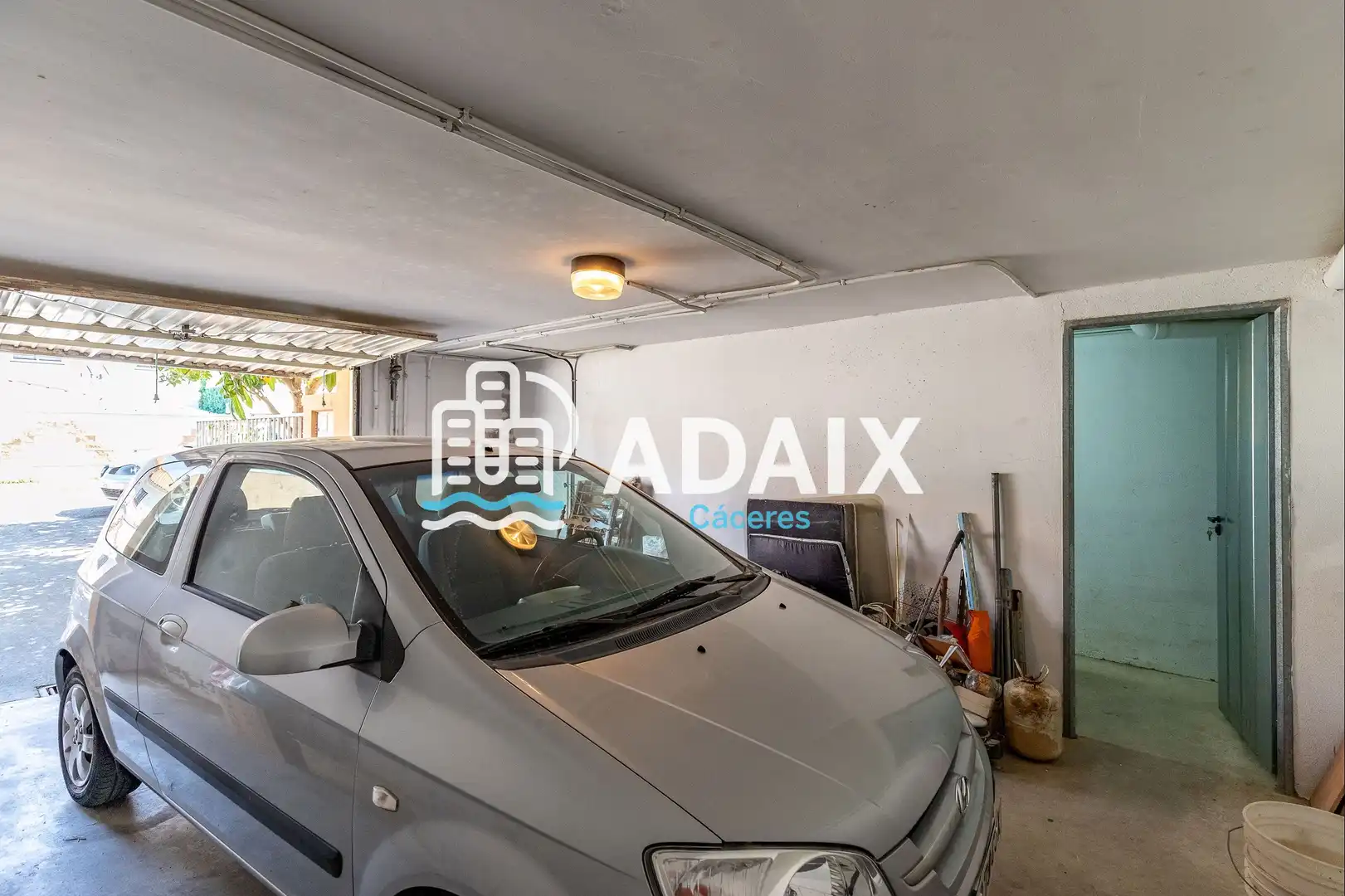 Parking of Houses for sale in Cáceres  with Air Conditioner, Heating and Terrace