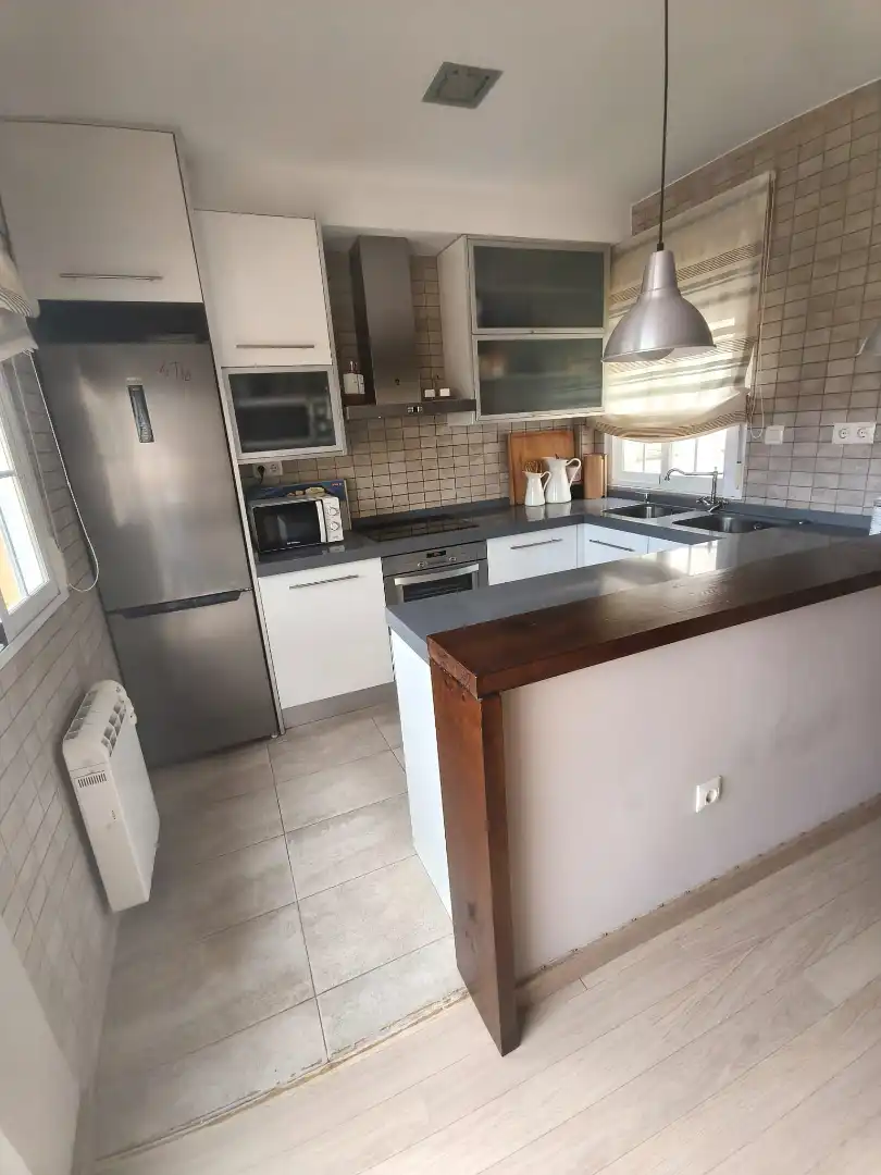 Kitchen of Flat for rent in Cájar  with Air Conditioner, Terrace and Furnished