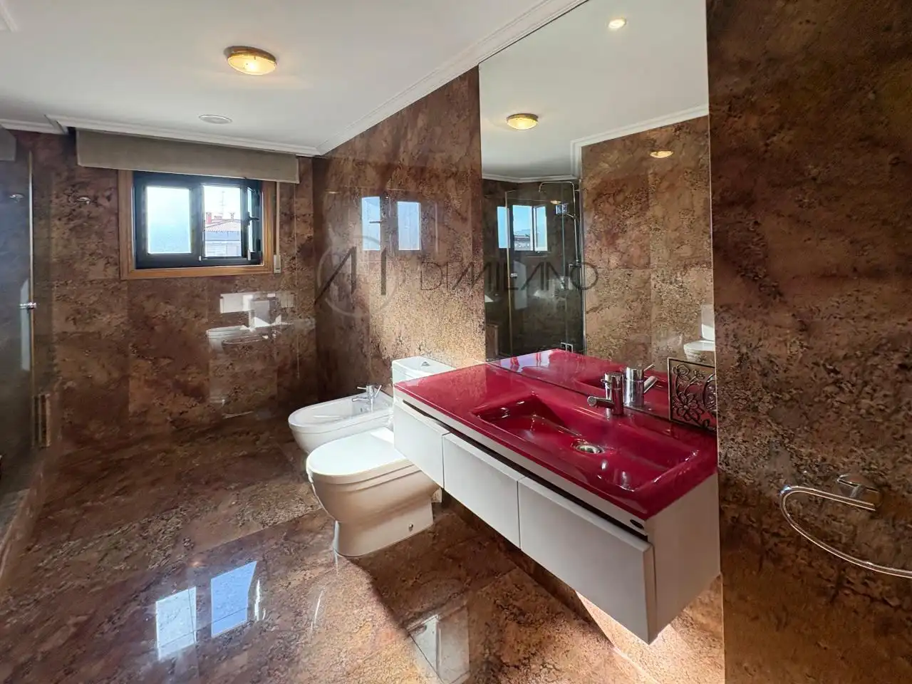 Baño de Ático en venta en Ponteareas, Pontevedra