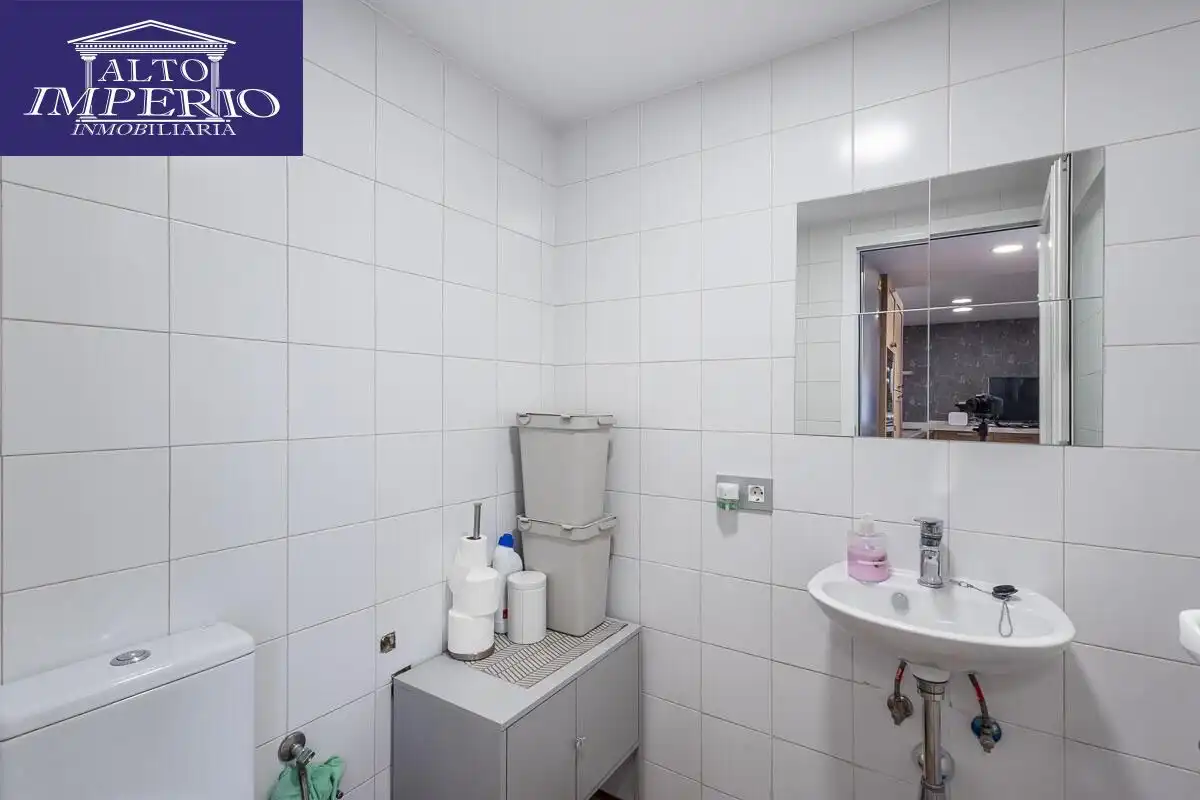 Baño de Casa o chalet en venta en Granada con Calefacción y Terraza