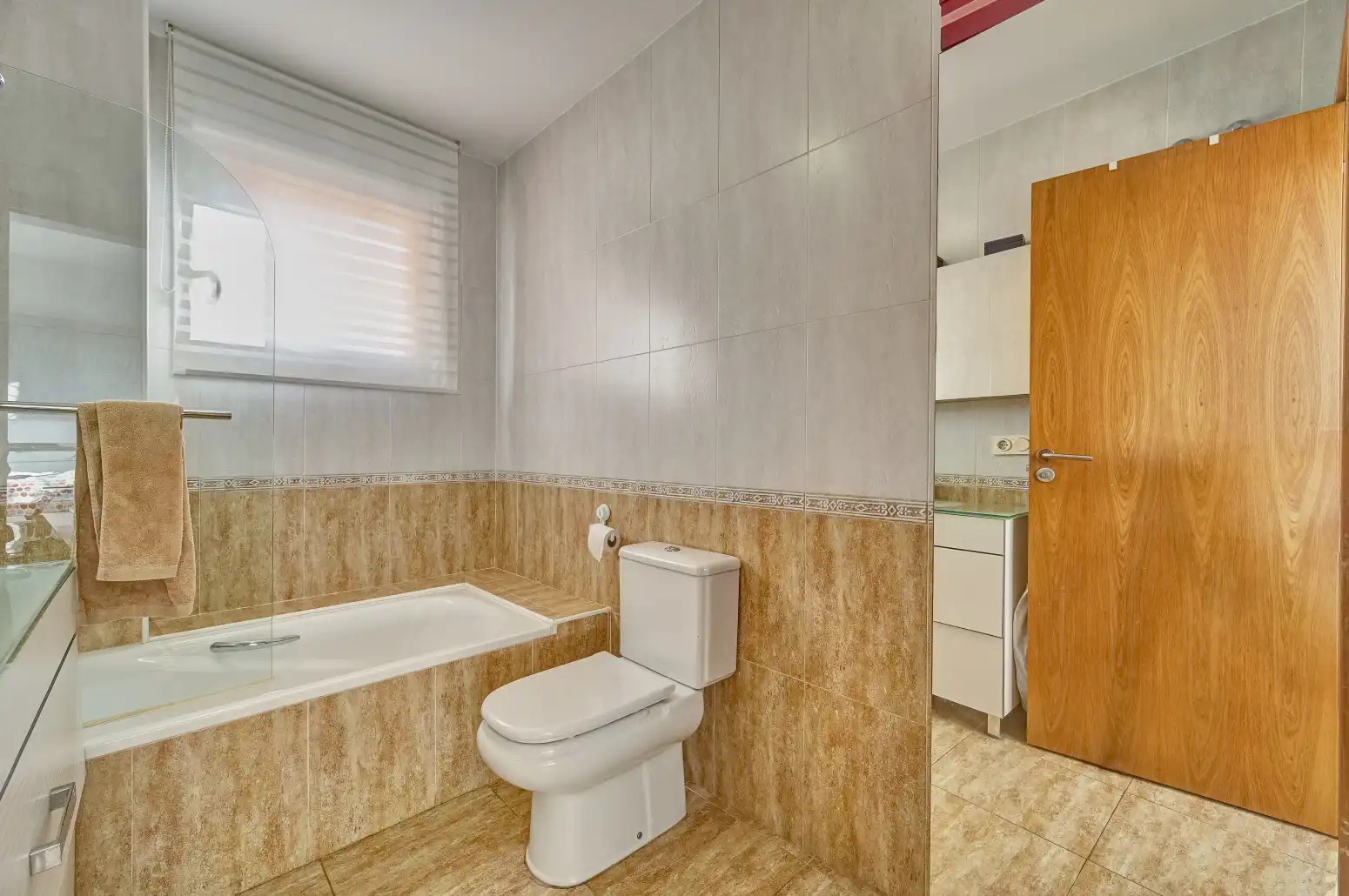 Bathroom of Detached homes for sale in Beriáin, Navarra