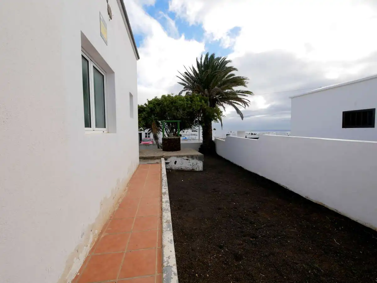 Exterior view of Houses for sale in San Bartolomé  with Private garden and Terrace