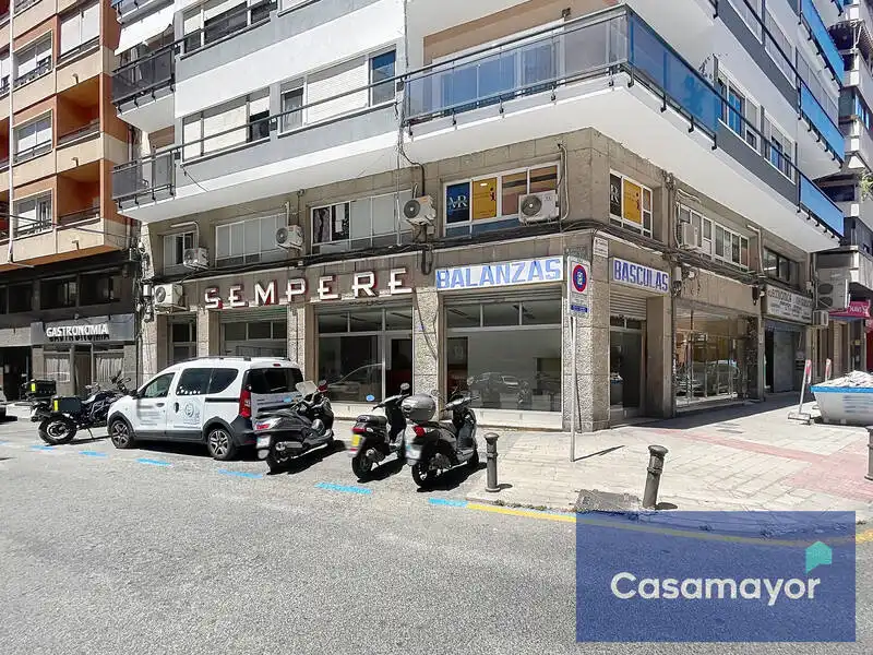 Local comercial en venda a Calle Churruca 11, imagen 3