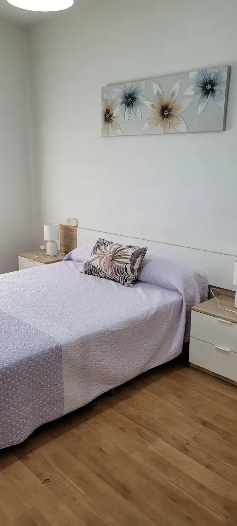 Schlafzimmer von Wohnung zur Miete in Cuenca mit Heizung, Möbliert und Ofen
