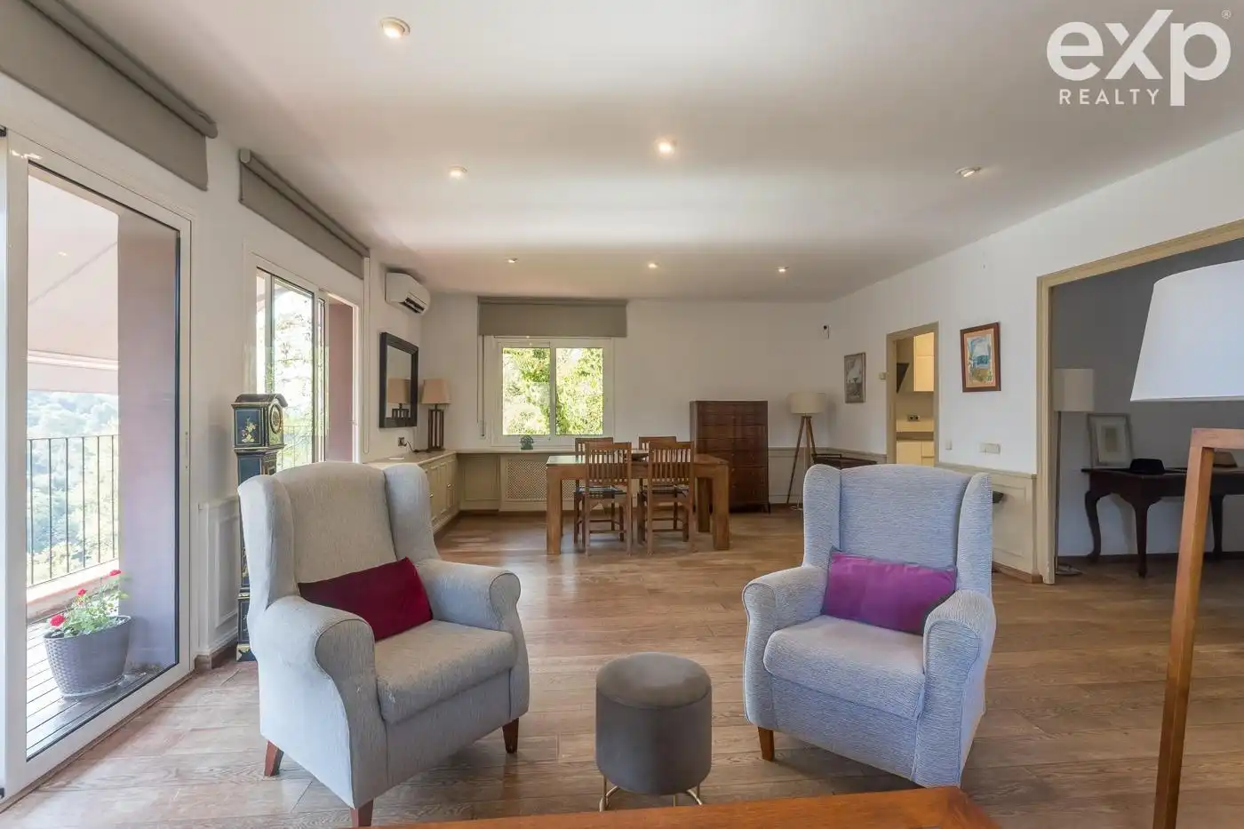 Sala de estar de Casa o chalet en venta en Barcelona con Parquet y Terraza