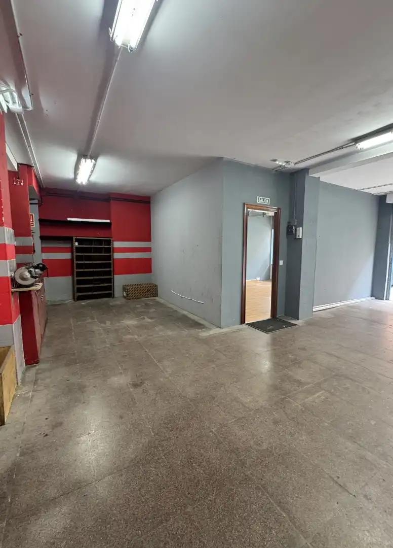 Local en venta en Corvera de Asturias con Parquet