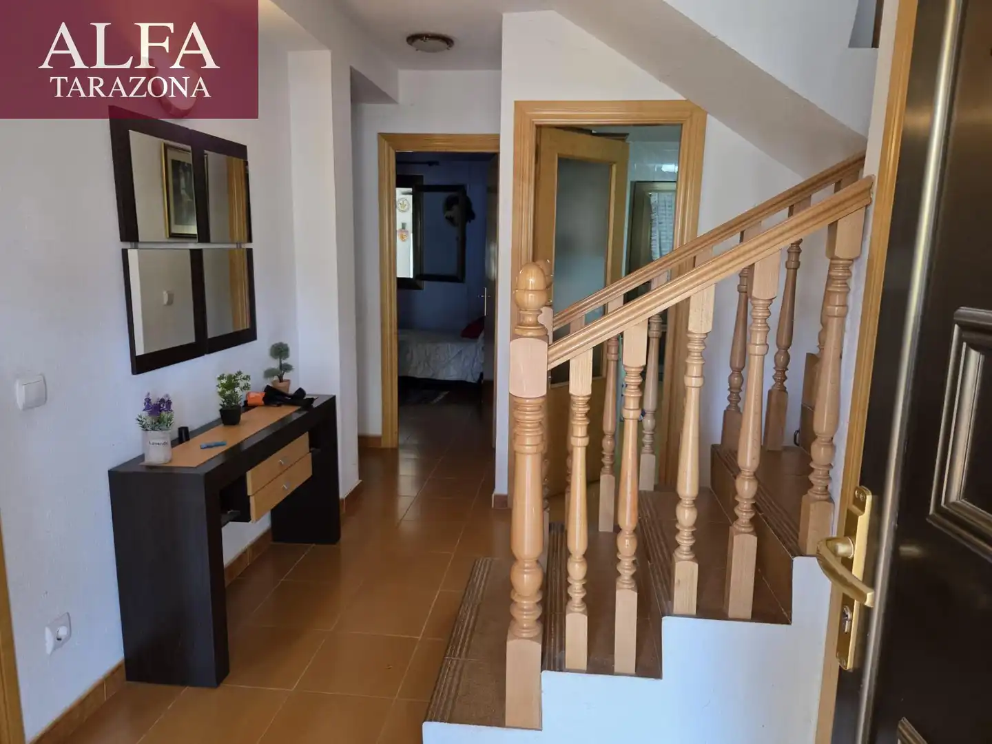 Einfamilien-Reihenhaus zum Verkauf in Añón de Moncayo mit Privatgarten, Terrasse und Gemeinschaftspool