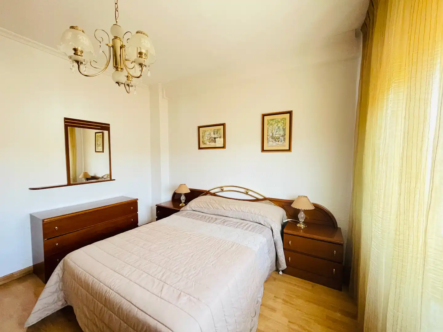 Piso en venta en Calle Cañón de Añisclo, Arrabal