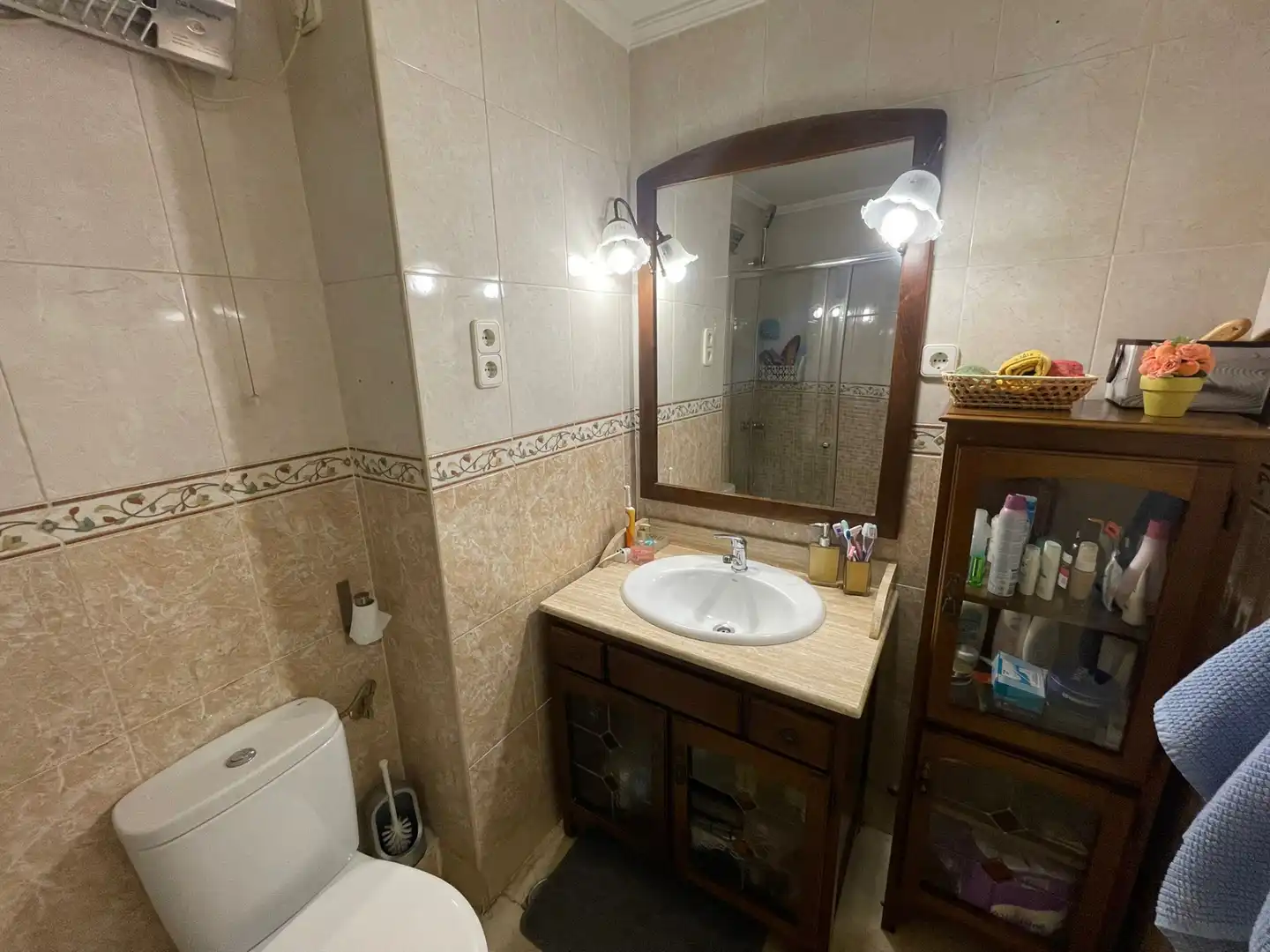 Bathroom of Flat for sale in Alcalá de Henares  with Air Conditioner, Heating and Terrace