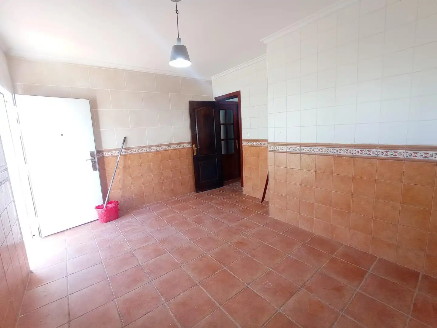 Cuina de Casa o xalet en venda en Chiclana de la Frontera amb Jardí privat i Terrassa