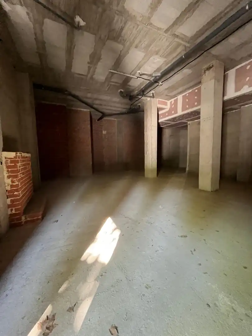 Commercial properties for sale in Nou Benicalap